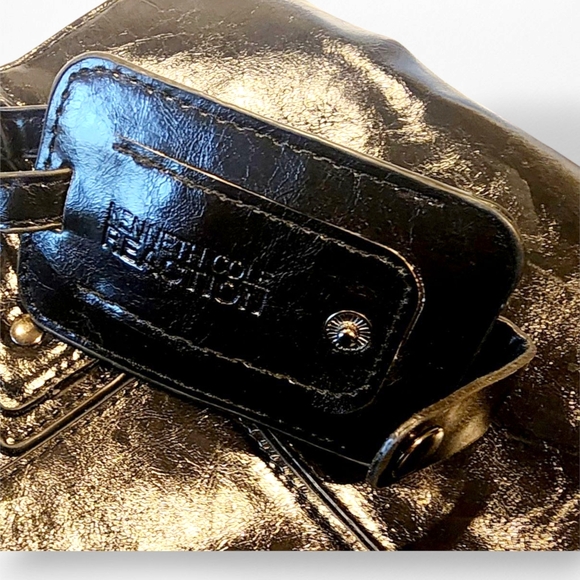 Kenneth Cole® Triple Gusset 15.4" Computer Tote - Picture 7 of 12